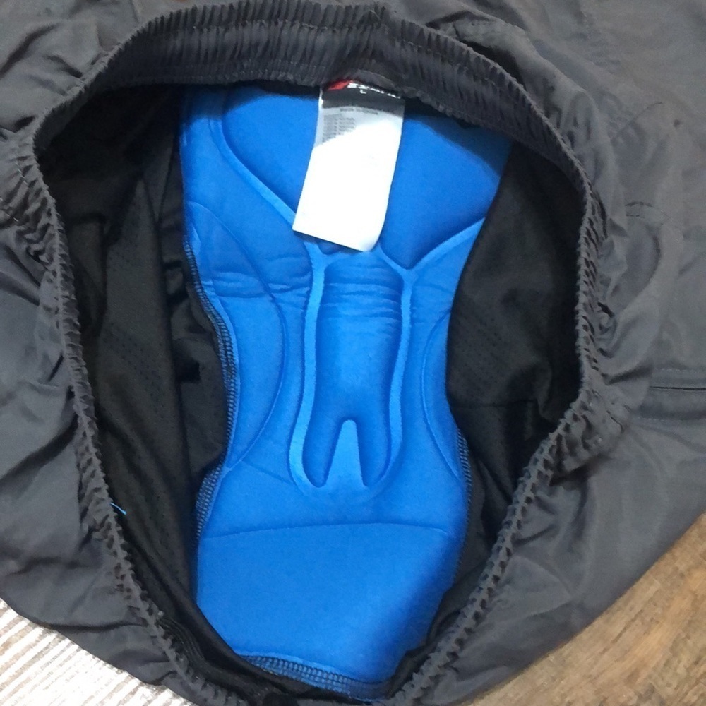 EZRUN bike shorts - Picture 6 of 9